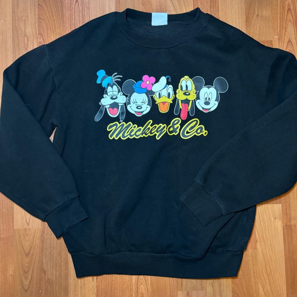 Women’s Disney Mickey Mouse & Co black crewneck sweatshirt size medium